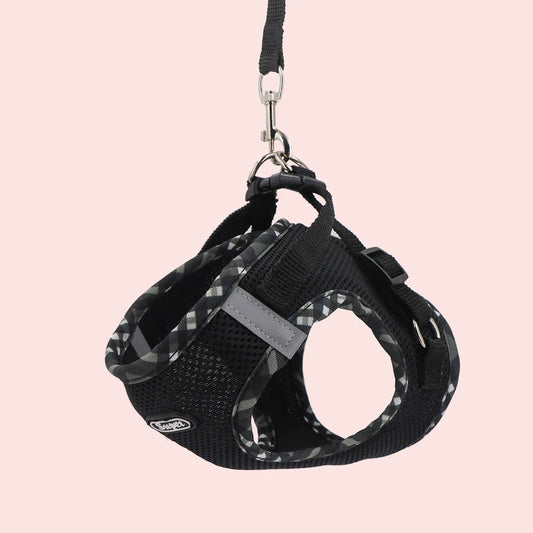 Adjustable Anti-Pull Dog Harness – No-Choke Comfort Control for Small & Medium Dogs